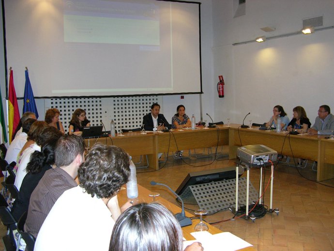 Gómez de Celis se reúne con los representantes de los 25 municipios de mayor tam