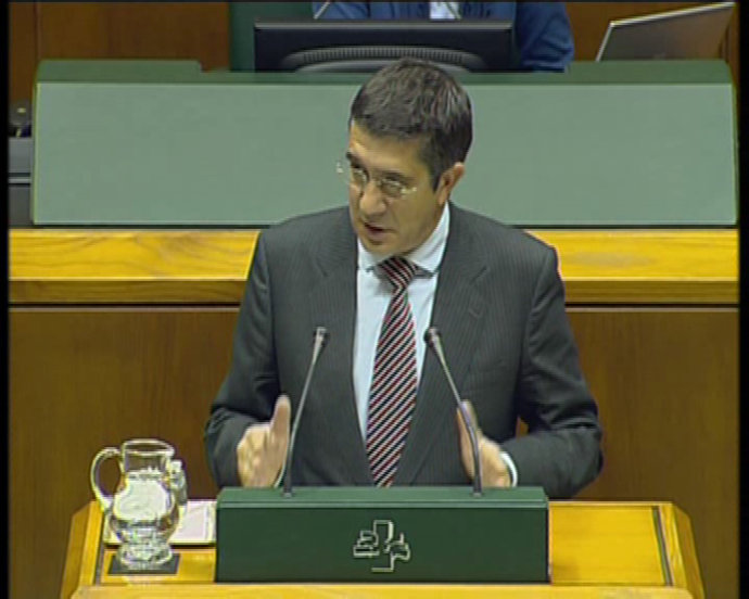 Lehendakari rechaza ofrecer pista de aterrizaje a Batasuna min oro