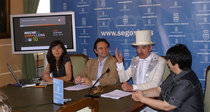 Sergio Pazos en la presentación de la Noche de Luna Llena 2010 