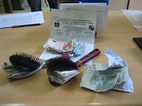 Quedan en libertad con cargos las dos jóvenes rumanas que robaron 2.000 euros a un octogenario en Ourense