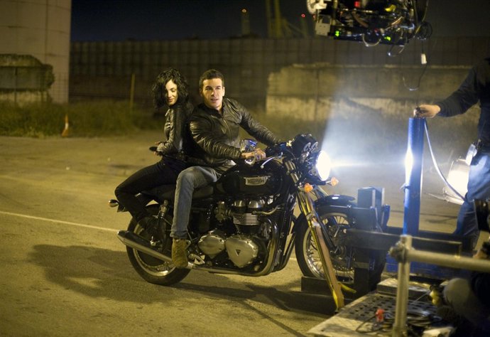 Momento del rodaje de 'Tres metros sobre el cielo'