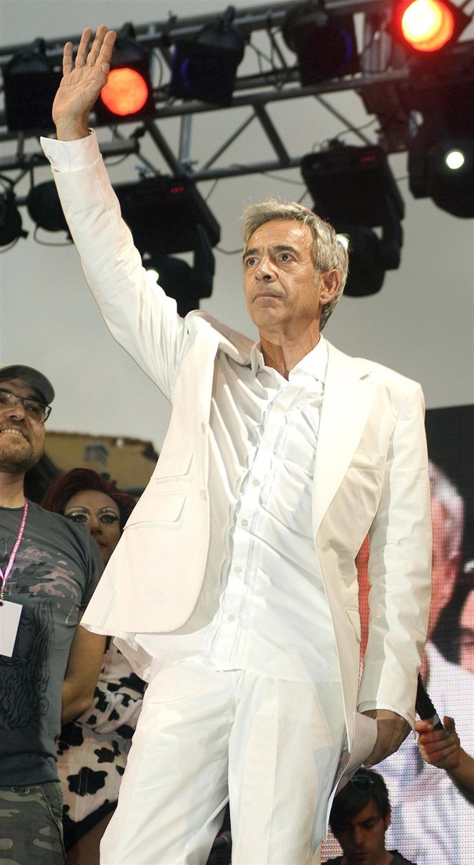 El actor Imanol Arias en las Fiestas del Orgullo Gay