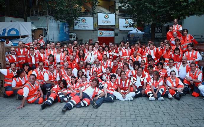 Voluntarios de Cruz Roja para el dispositivo de Sanfermines 2010.