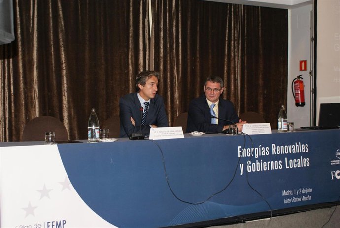 El alcalde de Santander, Íñigo de la Serna, en una jornada de la FEMP