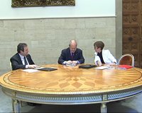 Montilla anima a recuperar la confianza tras los "buenos" datos del paro en junio