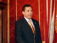 Erro afirma que "avanzamos" en reducción desempleo pero hay cifra "problemática" de 21.000 parados que "preocupa"