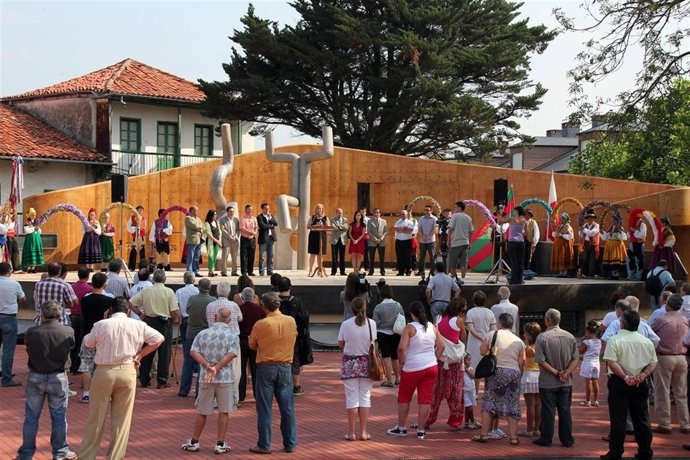 Momento de la presentación del auditorio