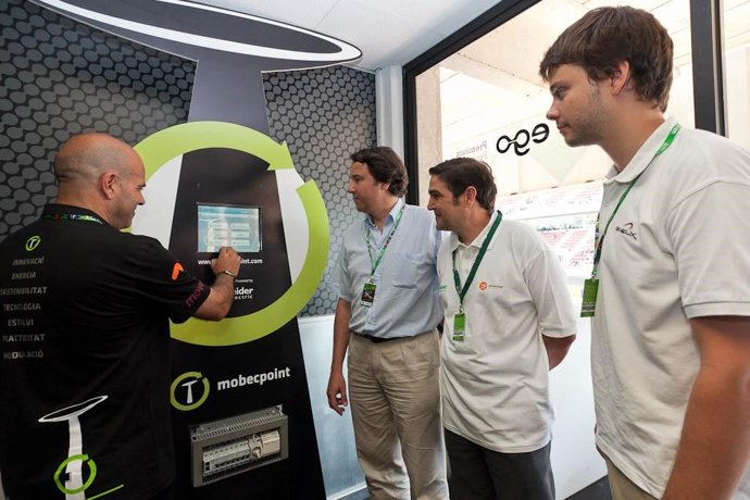 Punto de recarga para motocicletas de Mobec Point