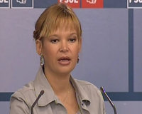 Pajín critica que el PP siga "crispando" tras el "varapalo" del TC