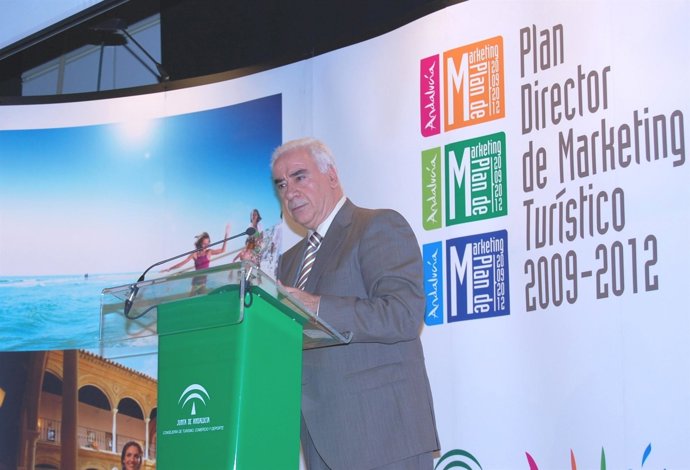 Luciano Alonso durante la presentación del Plan de Marketing de Andalucía 
