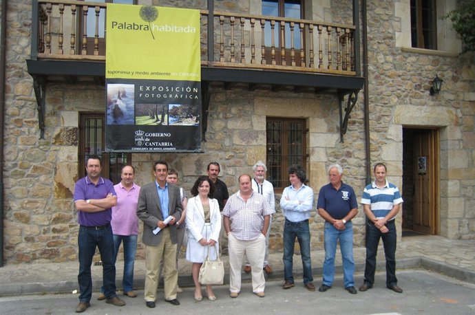 Inauguración de la exposición en Penagos