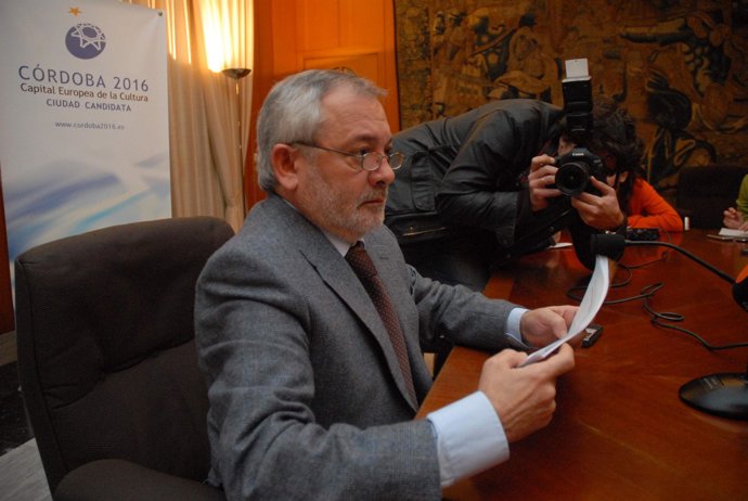 Andrés Ocaña, en rueda de prensa