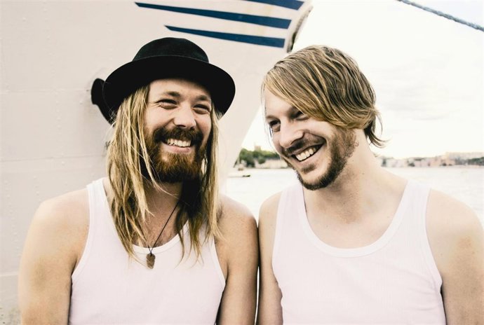 La banda sueca Friska Viljor retrasa su concierto en el CAAC