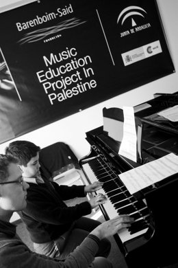 Clases de música en el Centro Barenboim-Said de Ramala (Cisjordania)
