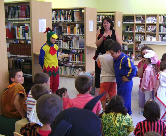 NOTA Y FOTOS INICIO JUEVES BIBLIOTECA