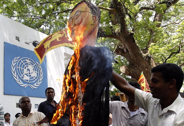 Manifestantes Contra la ONu en Sri Lanka 