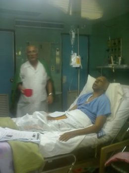 El periodista cubano Guillermo Fariñas en el hospital Arnaldo Milián Castro de S