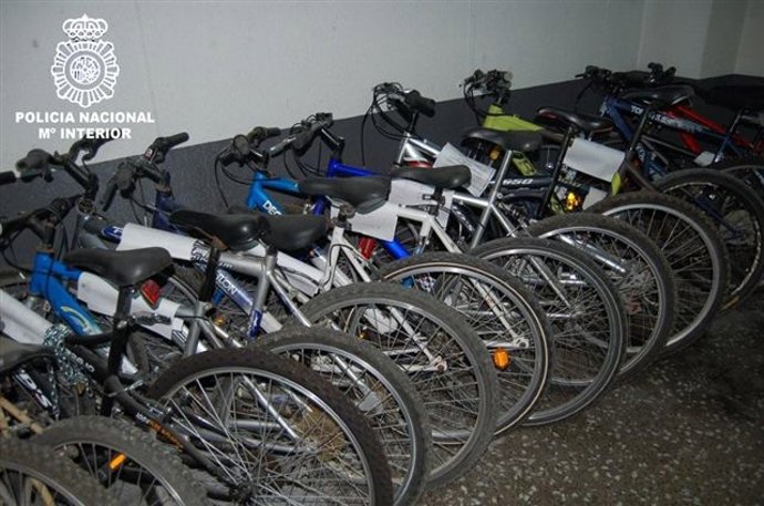 La Policía expone bicicletas robadas