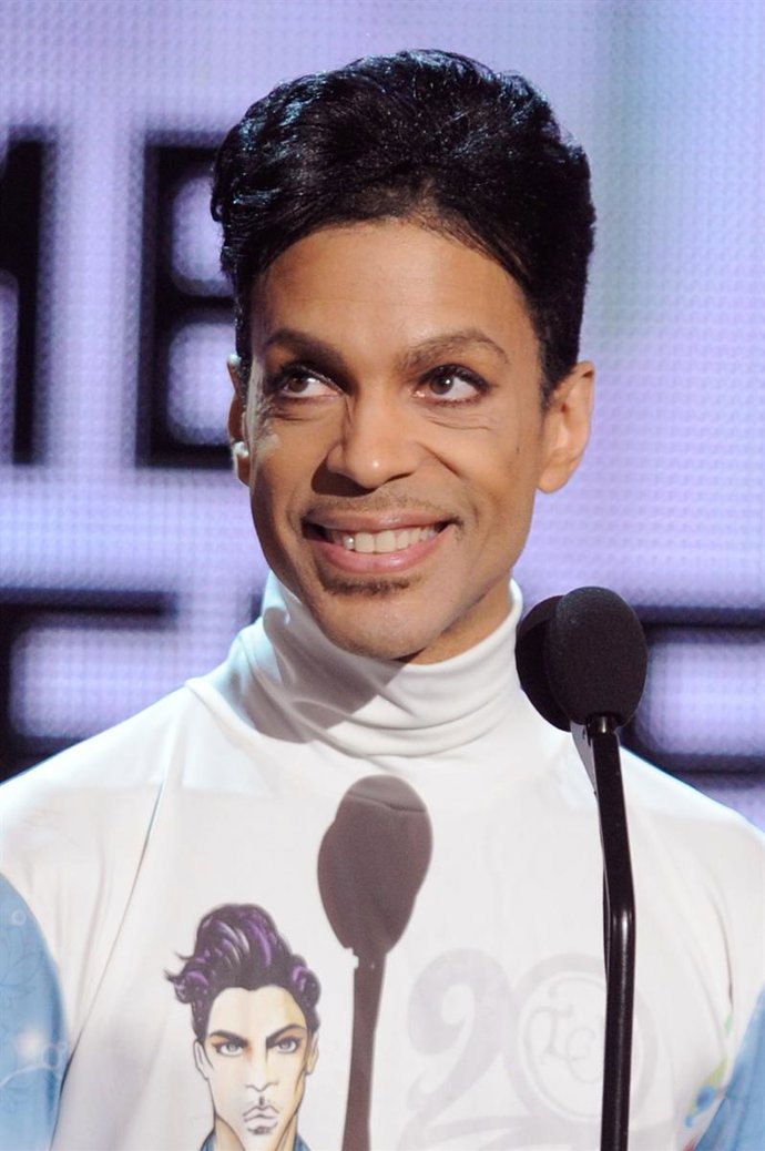 El cantante Prince en los Bet Awards 2010
