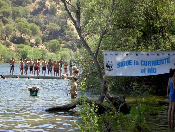 Cientos de participantes a punto de dar el 'Gran Salto' en 2009