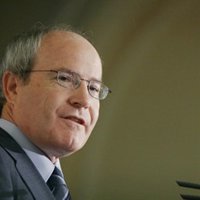 Montilla niega haber abandonado la marcha por agresiones