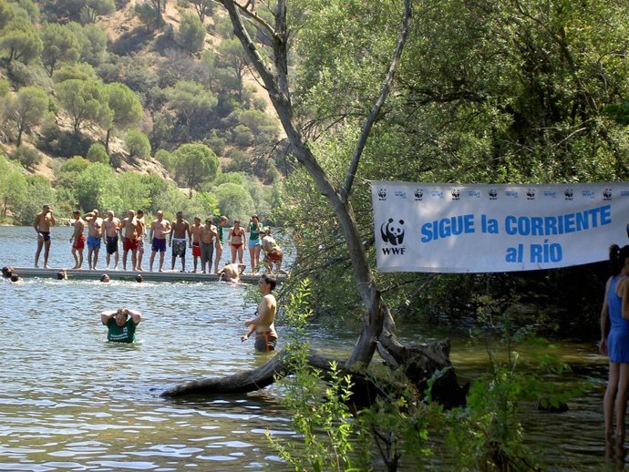 Cientos de participantes a punto de dar el 'Gran Salto' en 2009