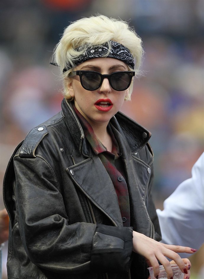 Lady Gaga tomaba drogas de joven