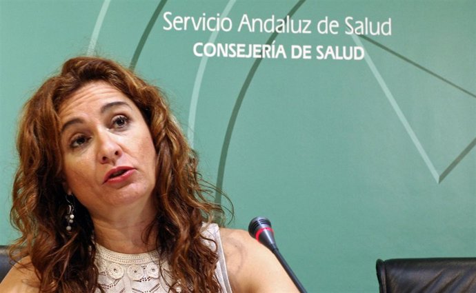 La consejera de Salud, María Jesús Montero, en rueda de prensa