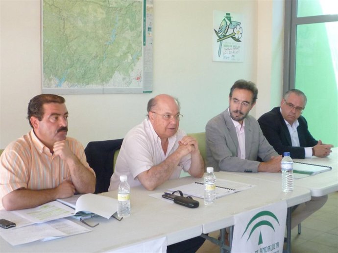 Un estudio valora la incidencia de la presa en la sedimentación del Guadalquivir