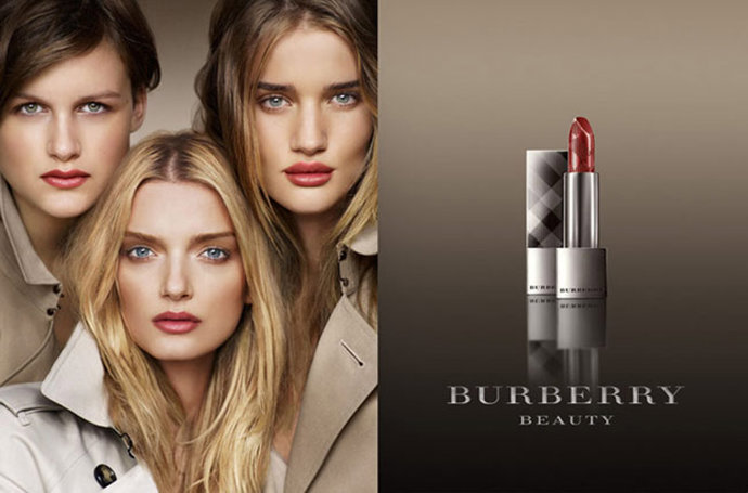 Rosie Huntington-Whiteley para Burberry