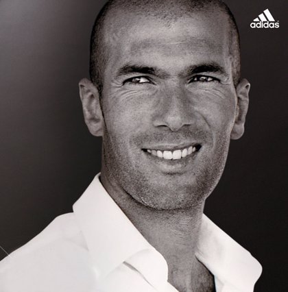 manguera Gran cantidad de Bienvenido Zinédine Zidane, nueva imagen de 'Adidas Body Care'