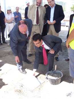 Colocación de la primera piedra del centro Bioregión en el PTS