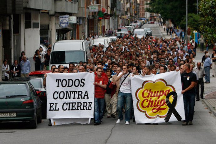 Movilización contra el cierre de Chupa Chups