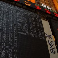 La emisión de deuda de Grecia impulsa al Ibex un 2%