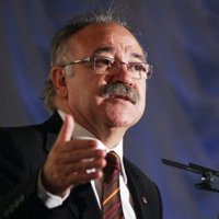 El Gobierno catalán "no modificará" leyes aprobadas en su Parlamento