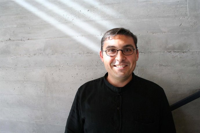 Voro García dedica una obra a Miguel Hernández