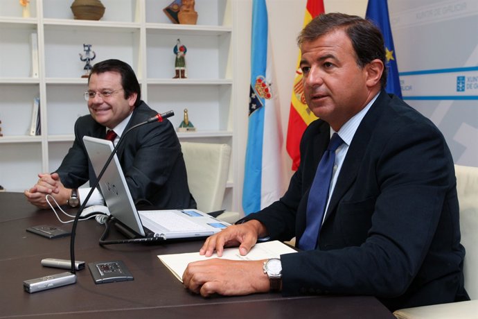 El conselleiro de Economía e Industria y el director xeral de enerxía, Industria