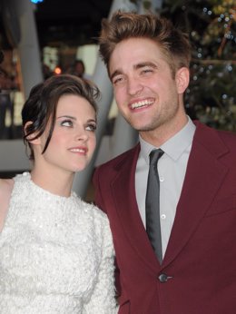 Kristen Stewart y Robert Pattinson en la premiére de 'Eclipse' en Los Angeles 