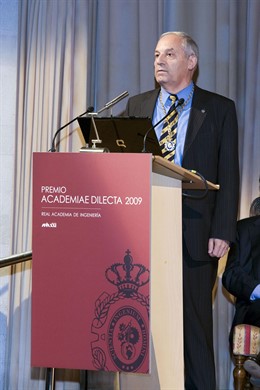 El académico de la RAI Enrique Castillo, Premio Nacional de Investigación en Ing