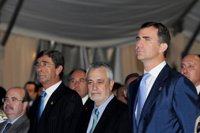 Griñán: Andalucía está "preparada para el reto" de aumentar el tráfico de mercancías por el puerto de Algeciras