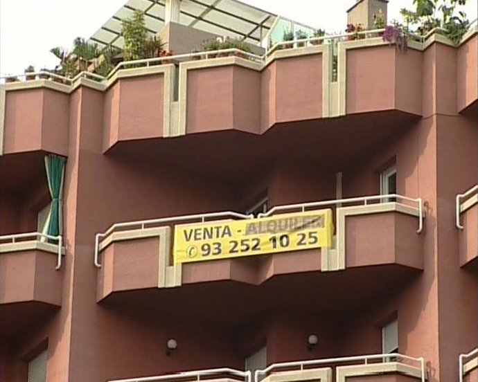 La compraventa de viviendas bajó un 38,6% en marzo, hasta 46.074 inmuebles