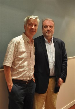 El subdirector y el director del Insitituto Catalán de Investigación del Agua