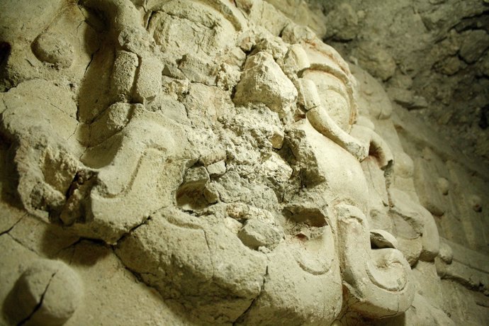 Encuentran en Guatemala la tumba de un rey maya