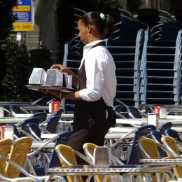 inmigrante camarera recurso