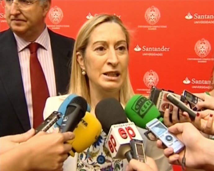 Pastor asegura que el PP cumplirá las leyes