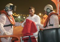 Llega a la costa de Carboneras una patera con 18 varones en buen estado de salud