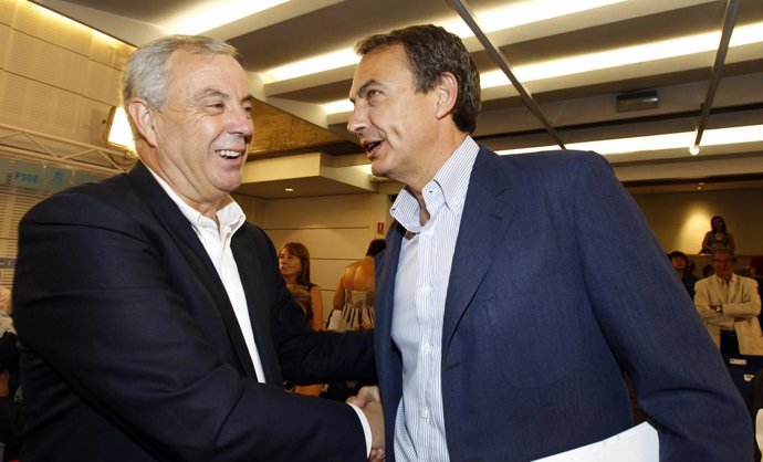 Manuel Vázquez (izqda) con Zapatero.