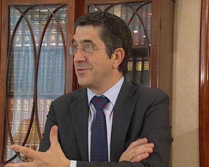 entrevista de Patxi Lopez a Europa Press sobre politicas de empleo, fusion cajas