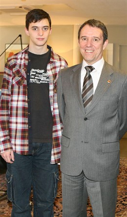 Ander Lamaison y el rector de la UPNA, Julio Lafuente.