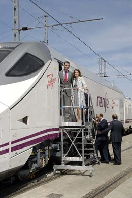 Los príncipes en la Factoría Talgo.